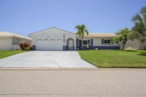 4931 Forecastle Dr, New Port Richey, FL 34652