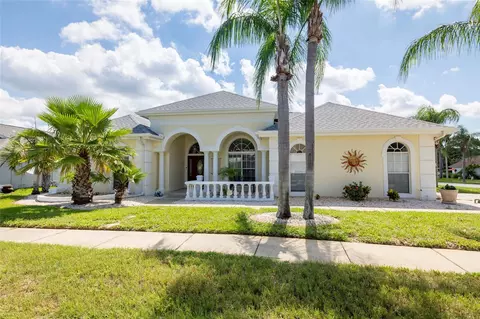 3351 Glenwood Cir, Holiday, FL 34691