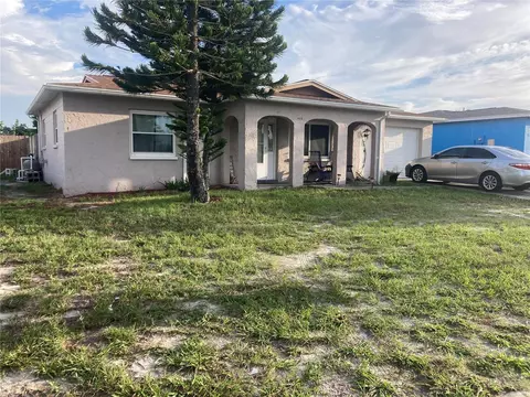 8026 Embassy Blvd, Port Richey, FL 34668