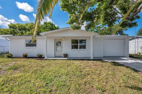 7408 Duke Dr, Hudson, FL 34667