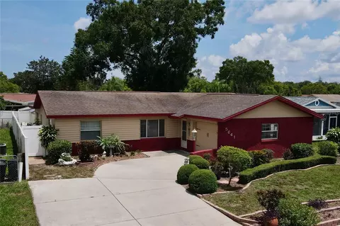 5641 Auld Ln, Holiday, FL 34690
