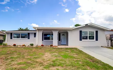 6013 7th Ave, New Port Richey, FL 34653