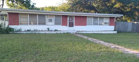 9121 Kosimo St, New Port Richey, FL 34654