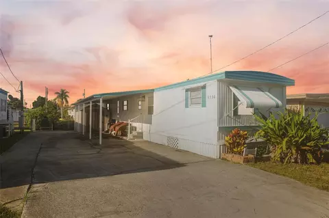 6736 Albatross Ln, Hudson, FL 34667