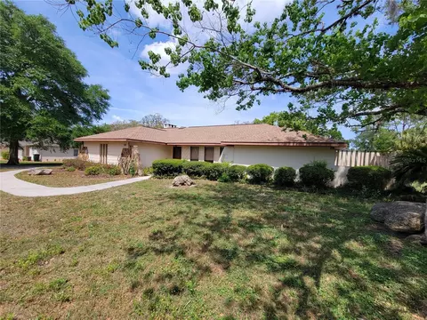 305 E Glassboro Ct, Hernando, FL 34442