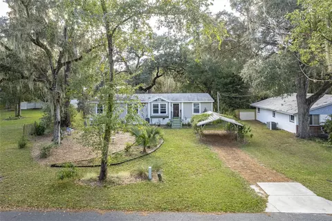 310 N Grace St, Bushnell, FL 33513