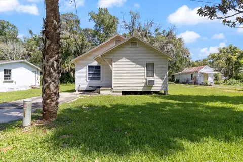 765 NE 6th Ter, Crystal River, FL 34428