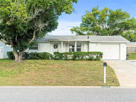 3650 Winder Dr, Holiday, FL 34691