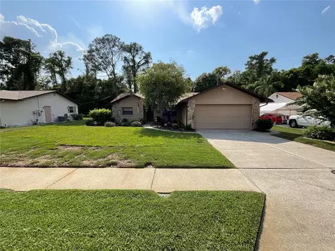 6117 Broken Arrow Dr, New Port Richey, FL 34653