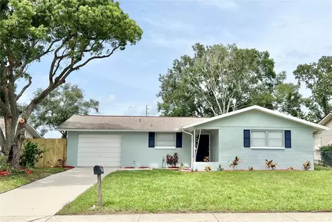 8217 Fox Hollow Dr, Port Richey, FL 34668