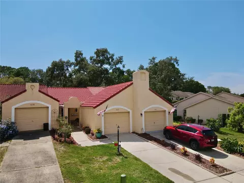 1652 Highland Club Ln, Palm Harbor, FL 34684