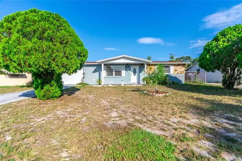 12713 Social Dr, Hudson, FL 34667