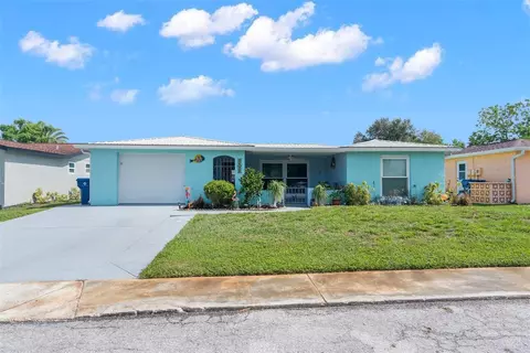 3121 Cable Dr, Holiday, FL 34691