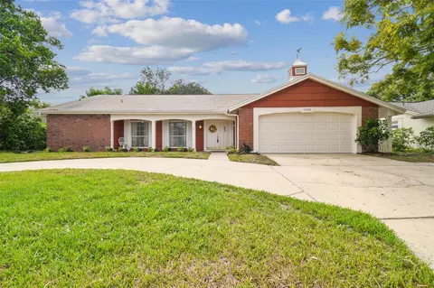 12303 Spanish Moss Dr, Hudson, FL 34667