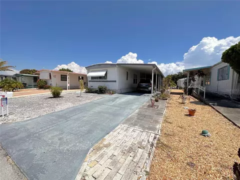 12118 Bonanza Dr, Hudson, FL 34667