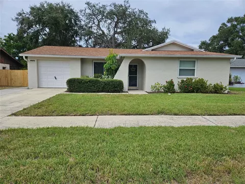 12219 Smokey Dr, Hudson, FL 34669