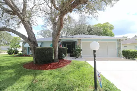 8732 Gold Pine Dr, Port Richey, FL 34668