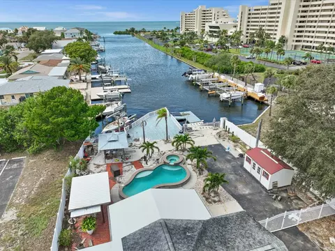 6100 Sea Ranch Dr, Hudson, FL 34667