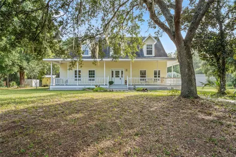 9536 Royal Palm Ave, New Port Richey, FL 34654