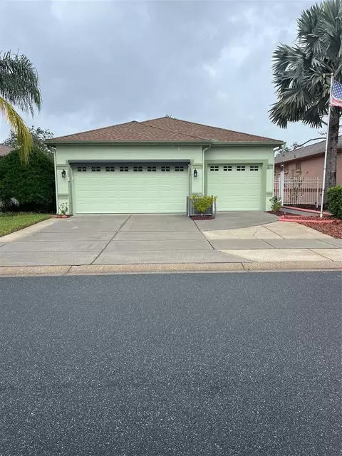 21352 Diamonte Dr, Land O Lakes, FL 34637