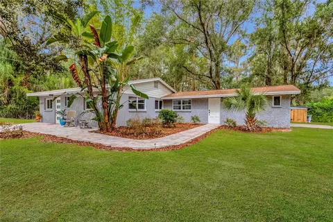 1057 Stardust Ln, Lutz, FL 33548