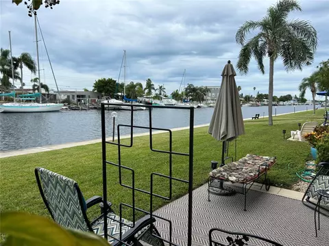 4542 Garnet Dr #103, New Port Richey, FL 34652