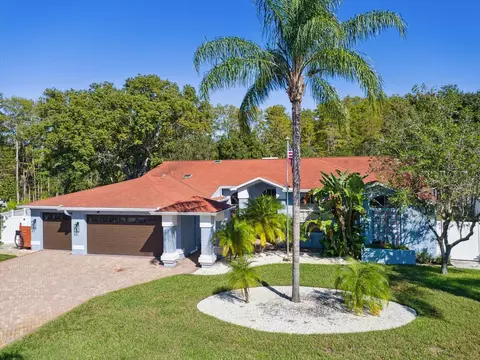 9901 Hermosillo Dr, New Port Richey, FL 34655