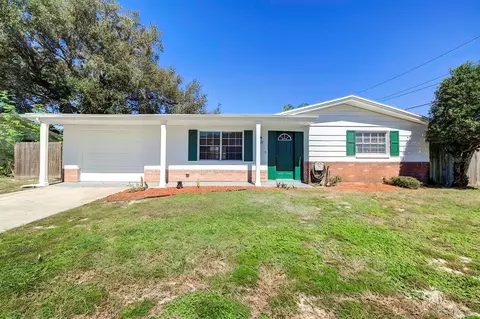 3747 Fox Dale Ln, Holiday, FL 34691
