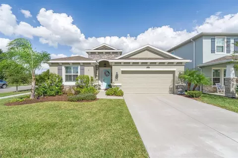 32701 Cumberland Ln, Wesley Chapel, FL 33543