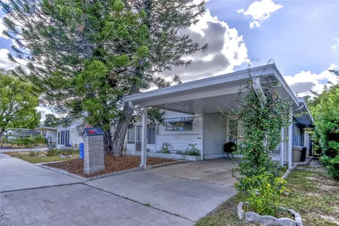 2139 Kepner Dr, Holiday, FL 34691