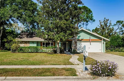 2338 Woodbend Cir, New Port Richey, FL 34655