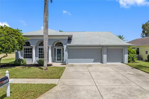 9047 Calle Alta, New Port Richey, FL 34655