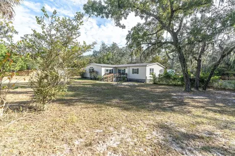 10116 Woodland Dr, Hudson, FL 34669