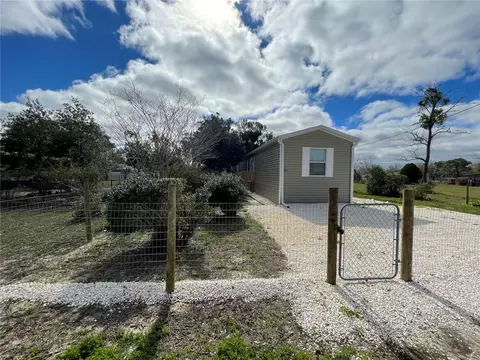 16094 Putnam St, Brooksville, FL 34604