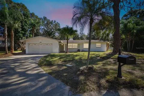 1537 Winchester Rd, Clearwater, FL 33764