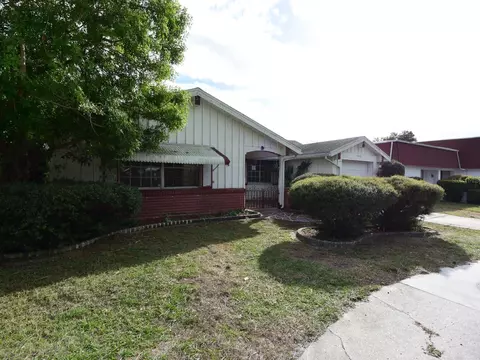 3518 Moog Rd, Holiday, FL 34691