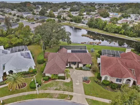 3429 Foxhall Dr, Holiday, FL 34691