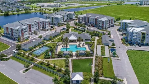 7521 Laureate Blvd #5206, Orlando, FL 32827