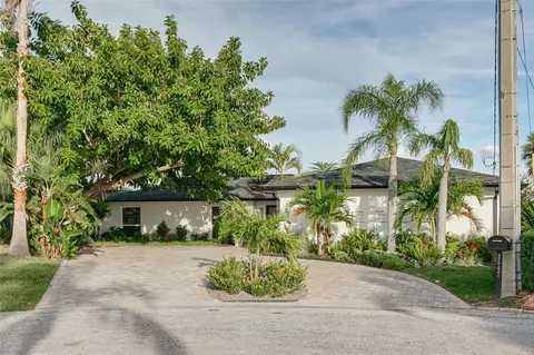 3647 Harborview Ct, New Port Richey, FL 34652
