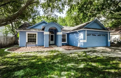 675 Bayside Dr, Tarpon Springs, FL 34689