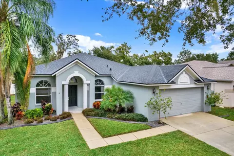 2647 Brookville Dr, Valrico, FL 33596
