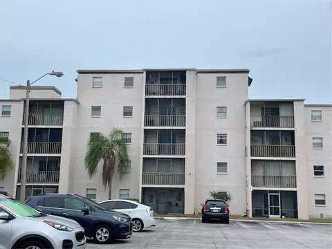 5541 Bay Blvd #403, Port Richey, FL 34668