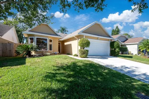 1099 Covington St, Oviedo, FL 32765
