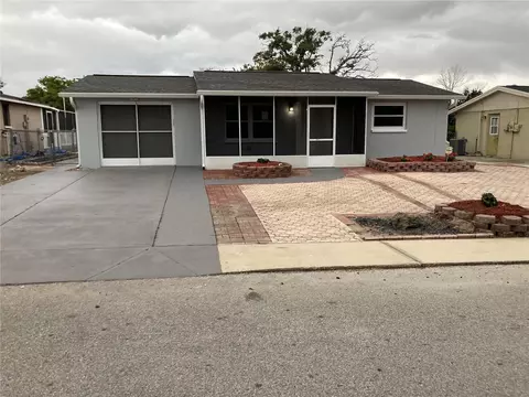 9711 Gray Fox Ln, Port Richey, FL 34668