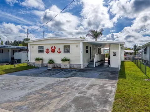 6716 Tower Dr, Hudson, FL 34667