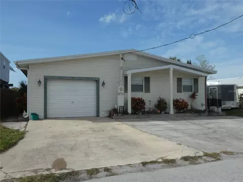 13103 Keel Ct, Hudson, FL 34667