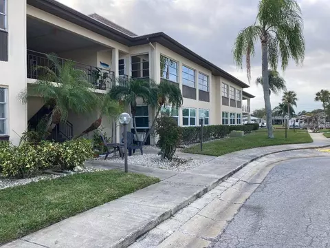 5108 Amulet Dr #104, New Port Richey, FL 34652