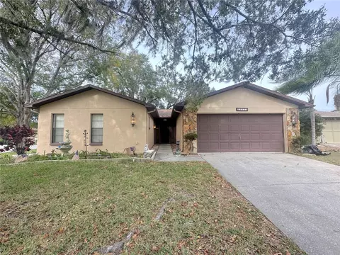 12321 Golden Oak Cir, Hudson, FL 34669