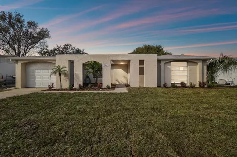 3249 Rock Royal Dr, Holiday, FL 34691