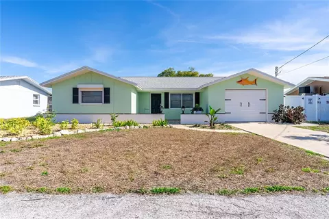 13636 Jennita Dr, Hudson, FL 34667